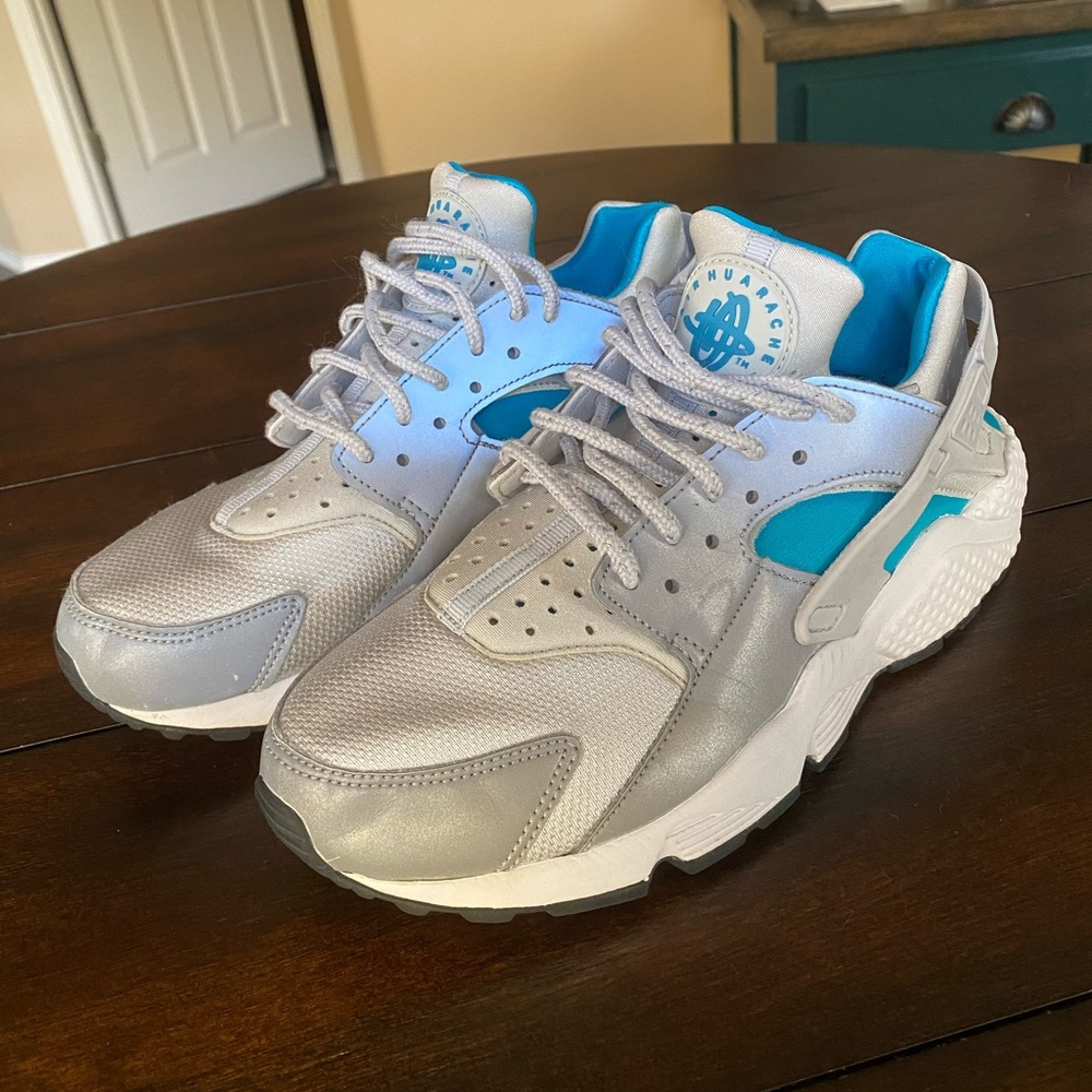 Nike Silver and Blue Athletic Shoes